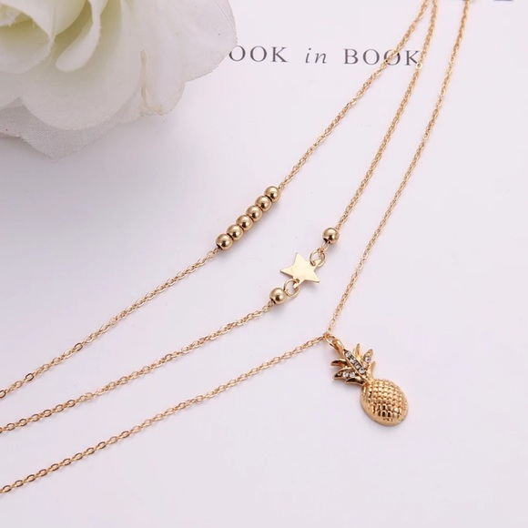 ⚜️[𝟯/$𝟮𝟴]⚜️3 Layered Pineapple Star Anklet NEW - Picture 4 of 10